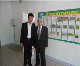 伟德国际victor1946-梁彦涛老师-生活照